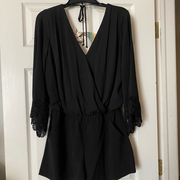 Romper - Picture 2 of 3